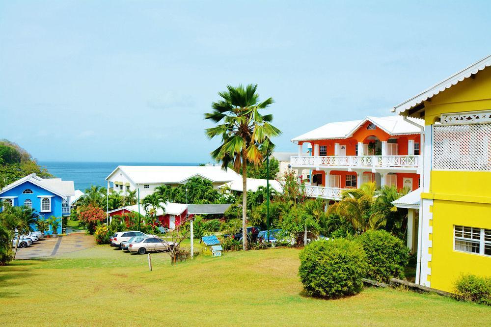 Beachcombers Hotel Saint Vincent ภายนอก รูปภาพ